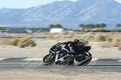 media/Nov-02-2025-CVMA (Sun) [[337aff29ab]]/Race 16-Formula Twins-Formula 40 UL(Holeshot)/